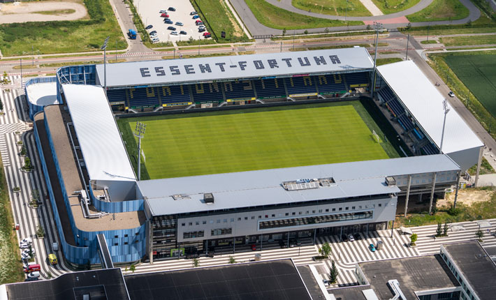 AZ Alkmaar vs NEC Nijmegen.