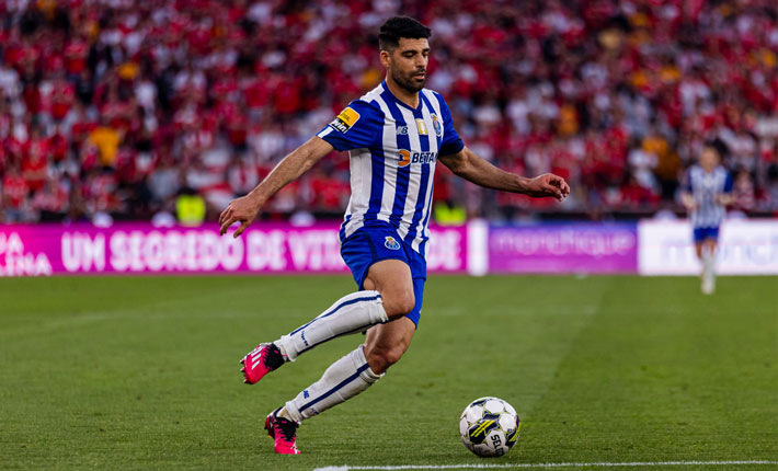 FC Porto Aims for Knockout Stage Against Determined Royal Antwerp
