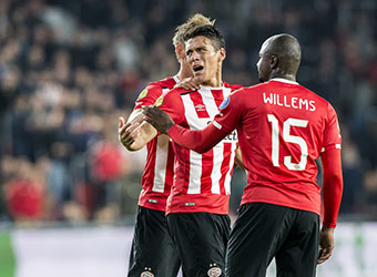 Can PSV bring an end to Ajax’s title charge?