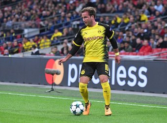 Can Borussia Dortmund overcome Red Bull Salzburg's away goal advantage?