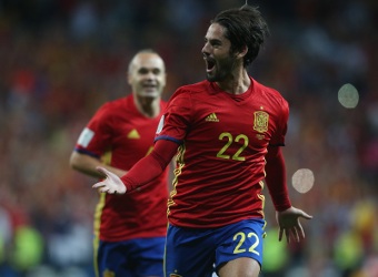Spain to knockout World Cup hosts