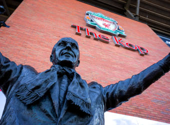 Are Liverpool cracking under the title pressure?